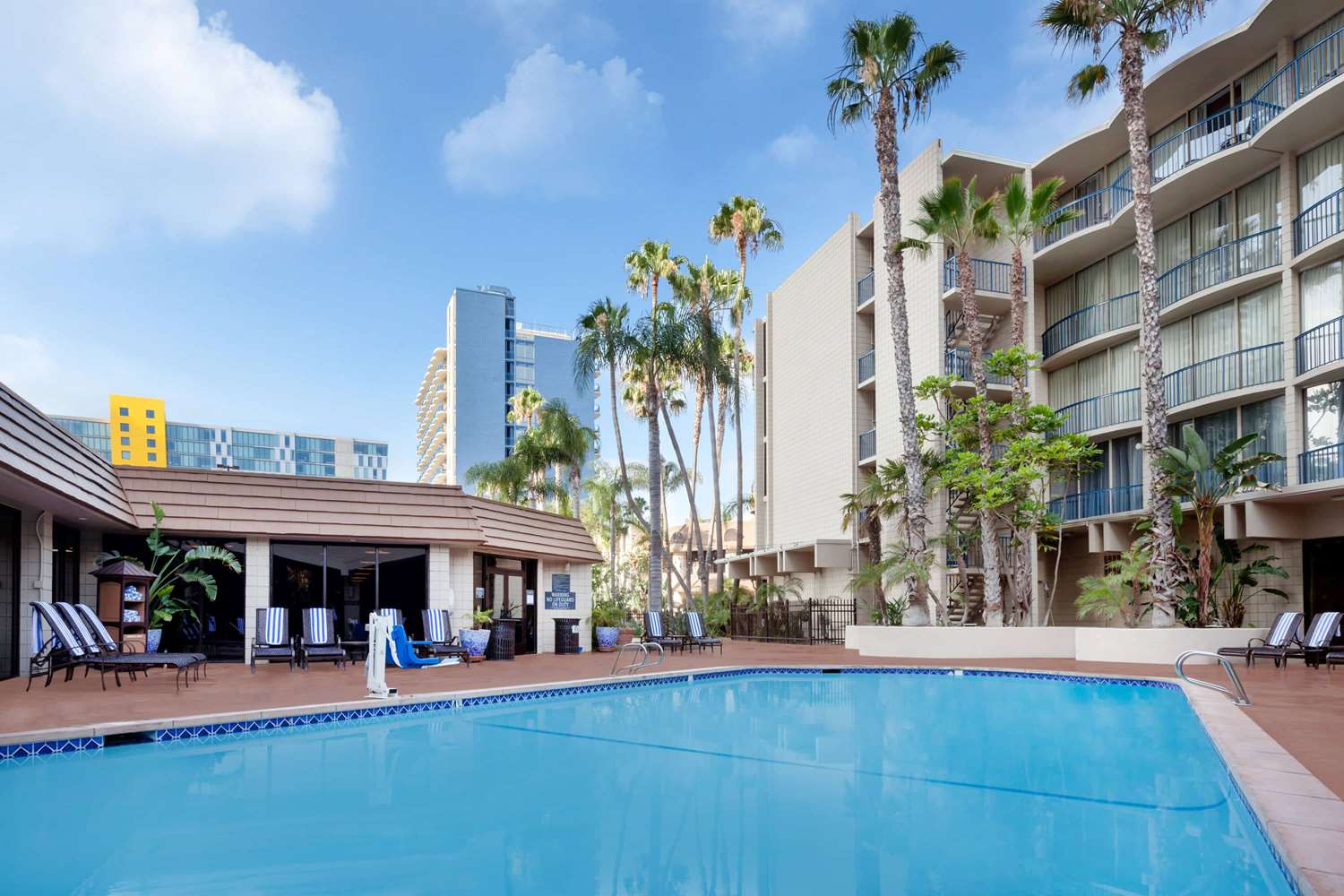 Wyndham San Diego Bayside 26/26