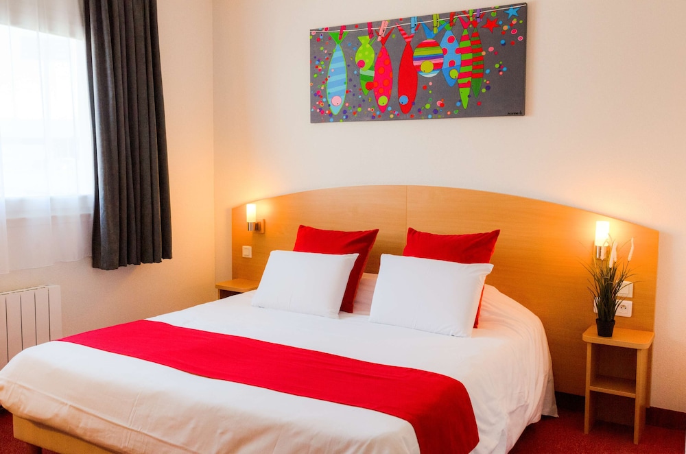 Hotel Kyriad Quimper Pont L Abbe 9/45