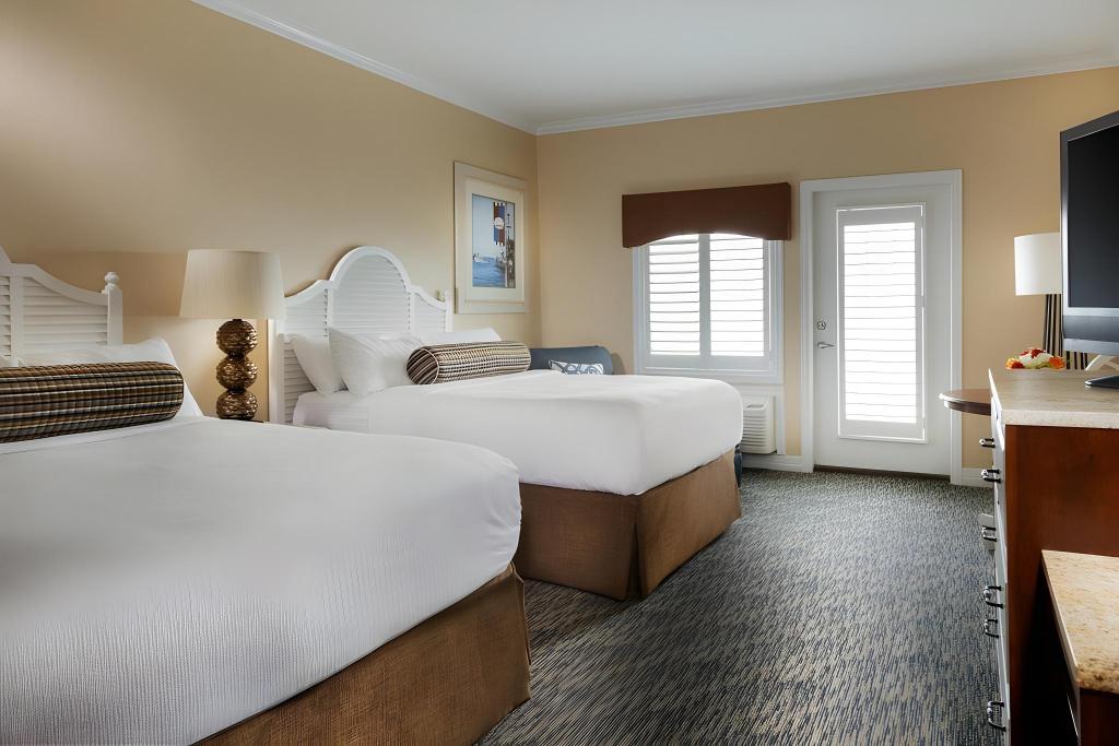 Room, 2 Queen Beds, Bay View
