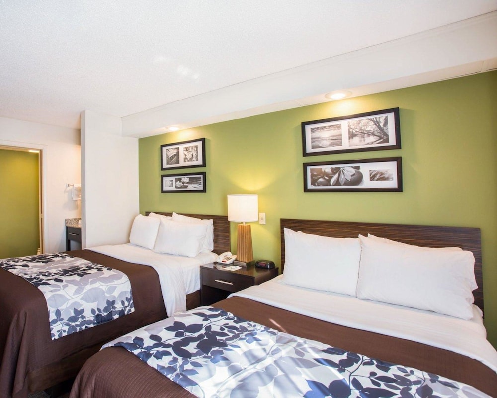 Sleep Inn Nashville North Downtown Area 18/44