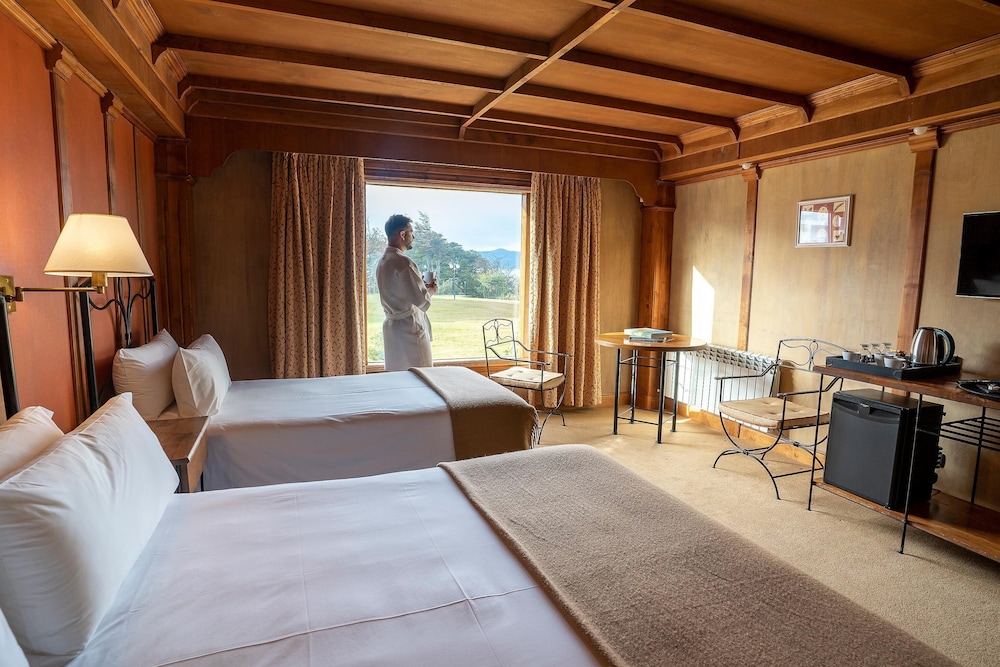 SUPERIOR, DOUBLE OR TWIN BED, CANAL VIEW