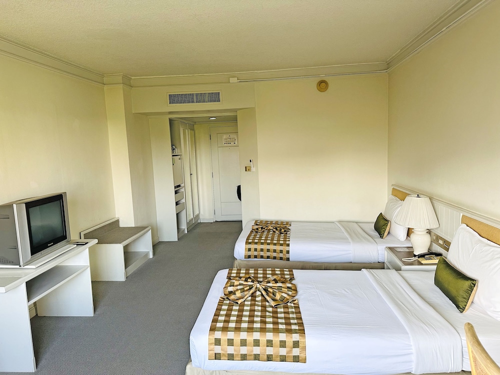 Lanna Palace 2004 Hotel 16/50