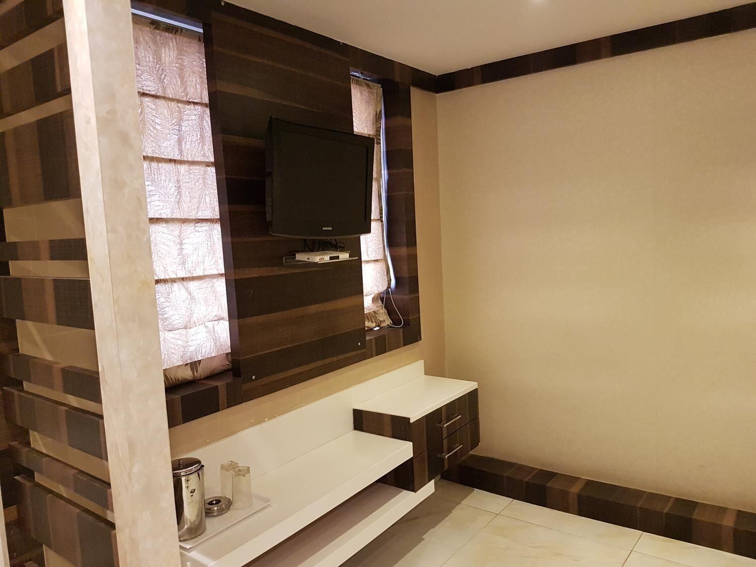 HOTEL MANECK 49/50
