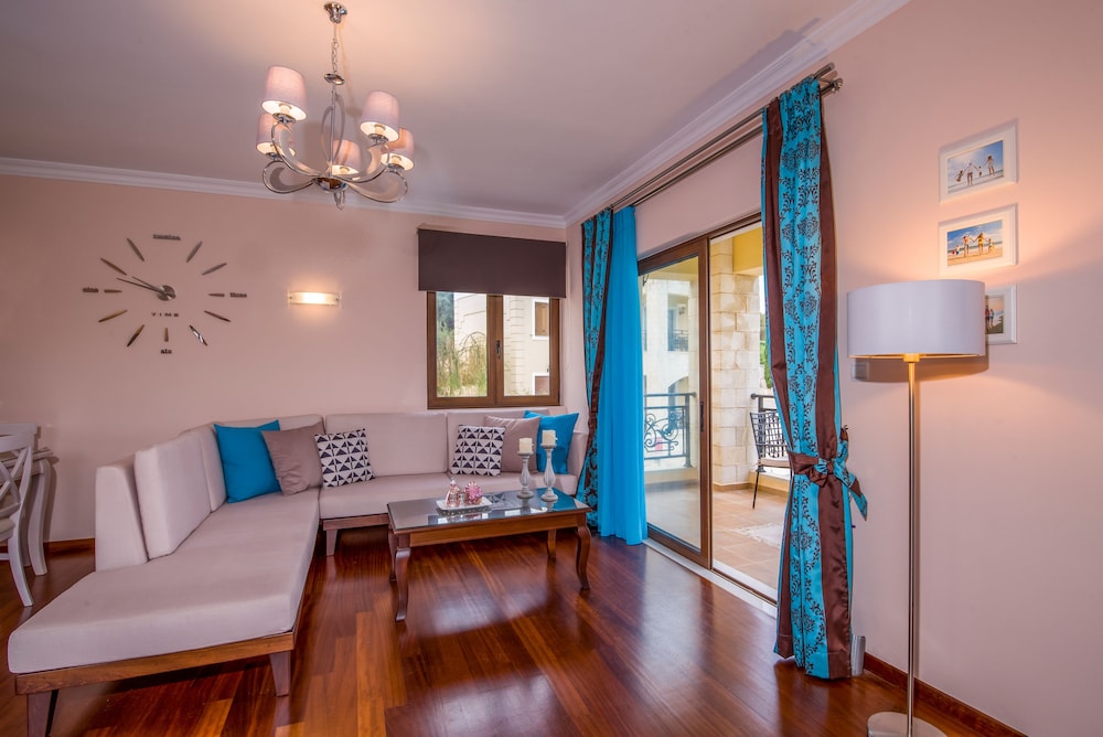 Casa Leone Suites 28/50