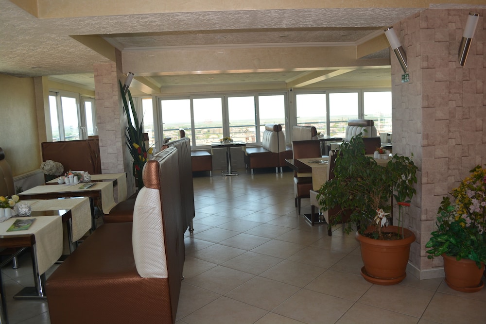 Yildirim Hotel 9/19