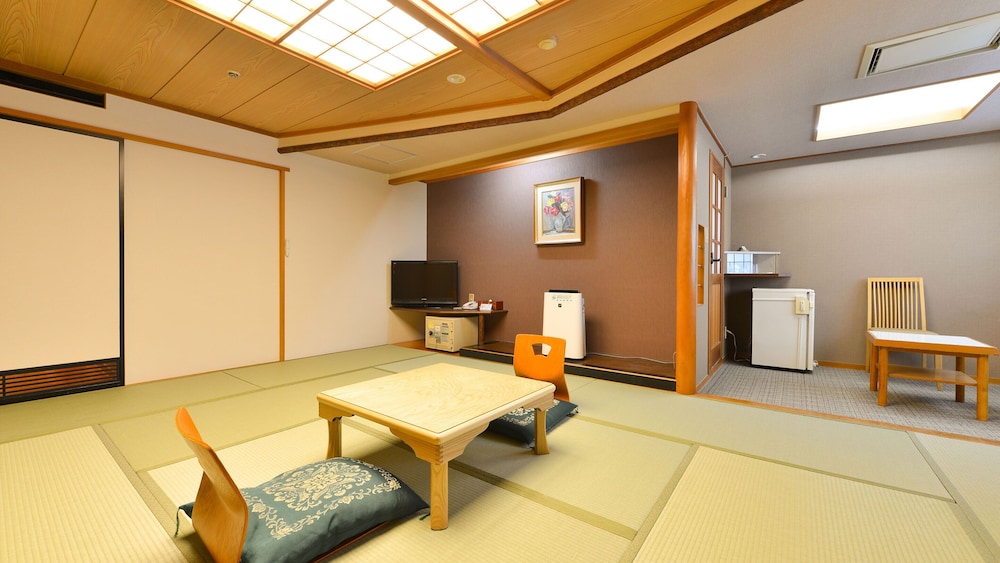Hotel Kinugawa Gyoen 13/55