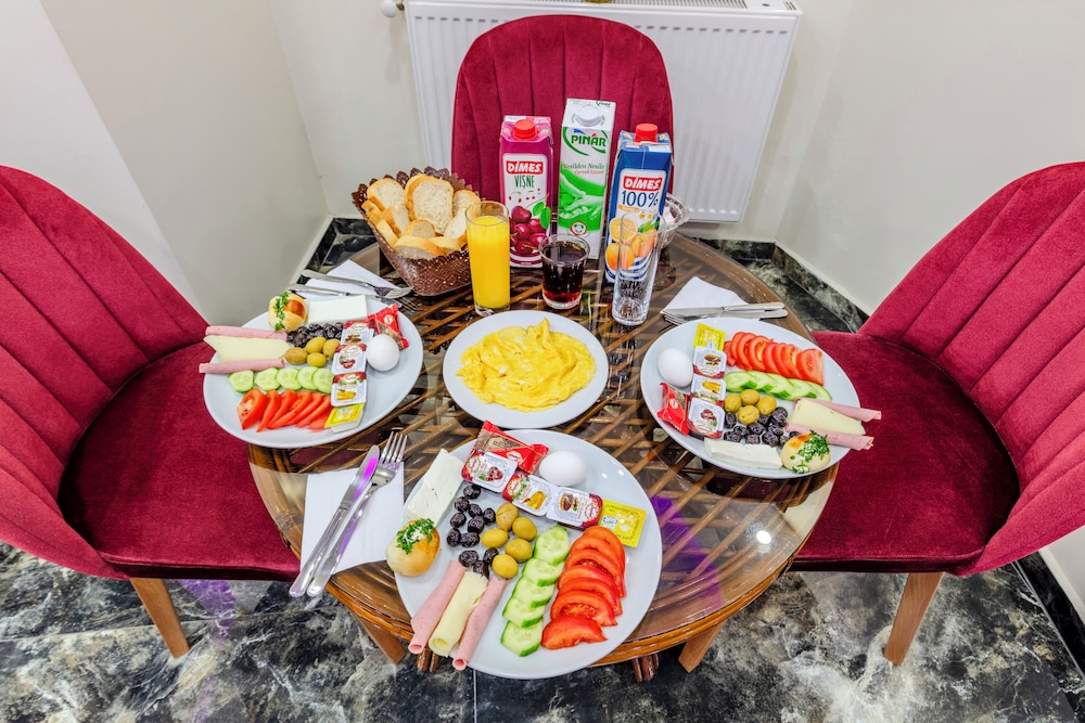 Hotel Silviya 40/50