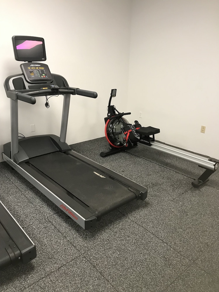 Hilton Garden Inn Davis Downtown 17/40