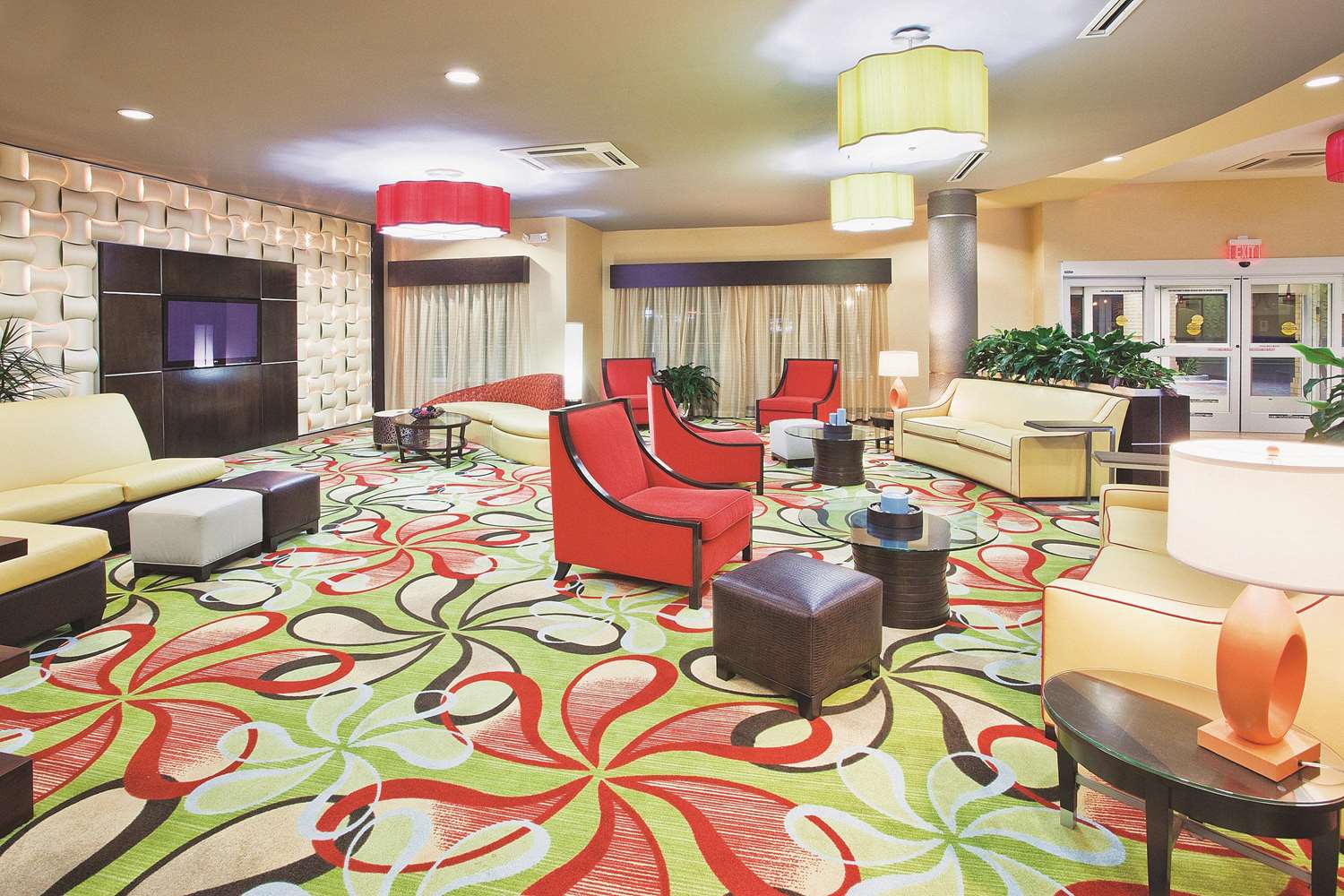 La Quinta Inn & Suites by Wyndham Hinesville - Fort Stewart 32/56