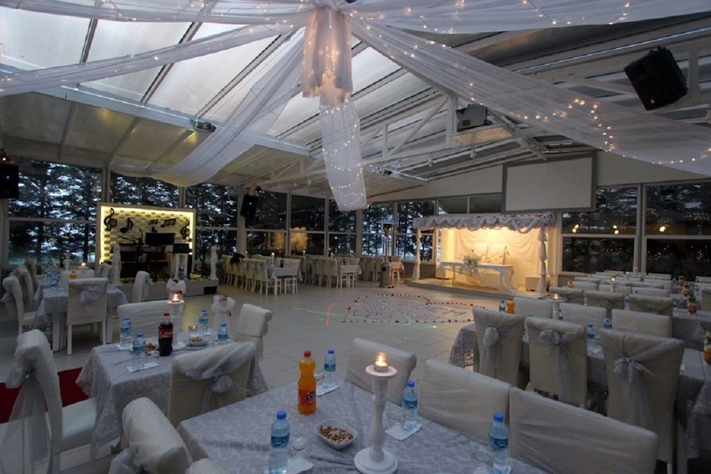 Blue Dolphin Hotel 28/39