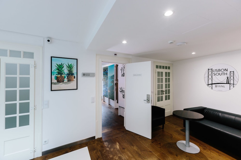 Lisbon South Hostel 22/29