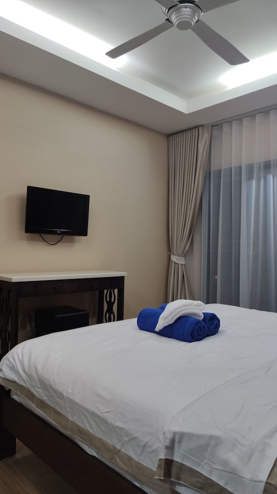 فيلا عائلية بسرير كينج وسريرين كينج بغرفتي نوم مع أريكة، Samui Villa Whitney 2/6