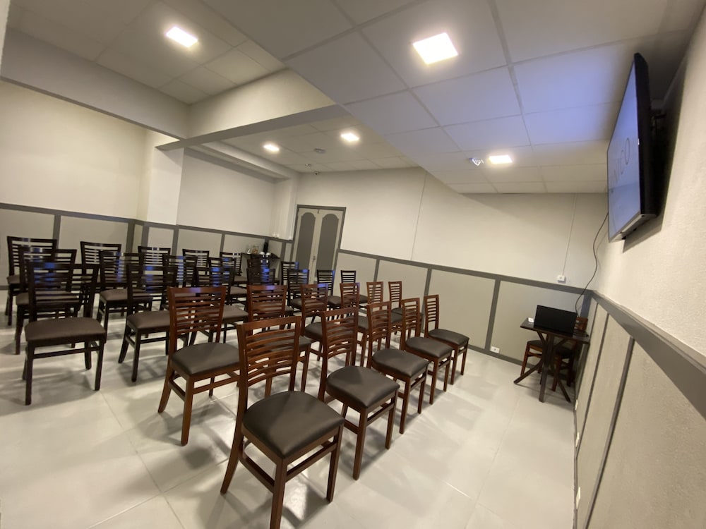 Hotel Itamarati 27/50