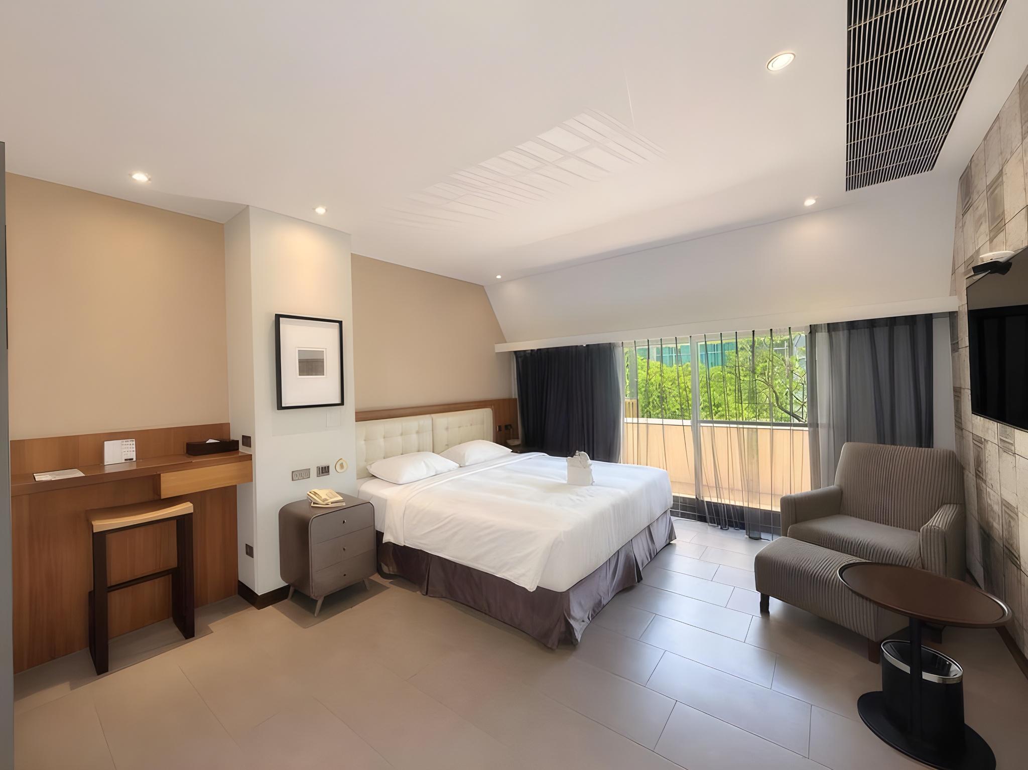 Boutique, Double Bed