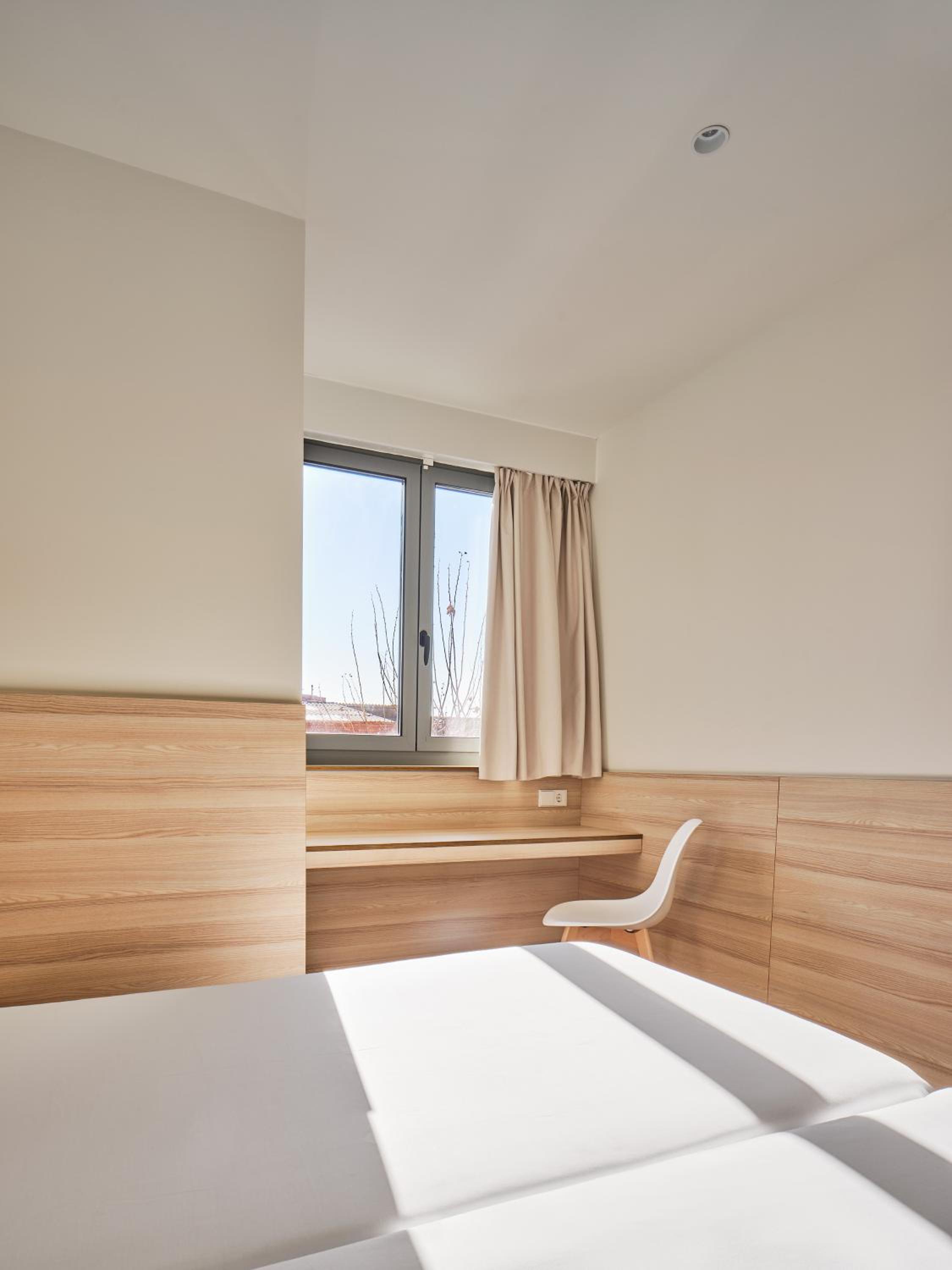 Room, Double Bed