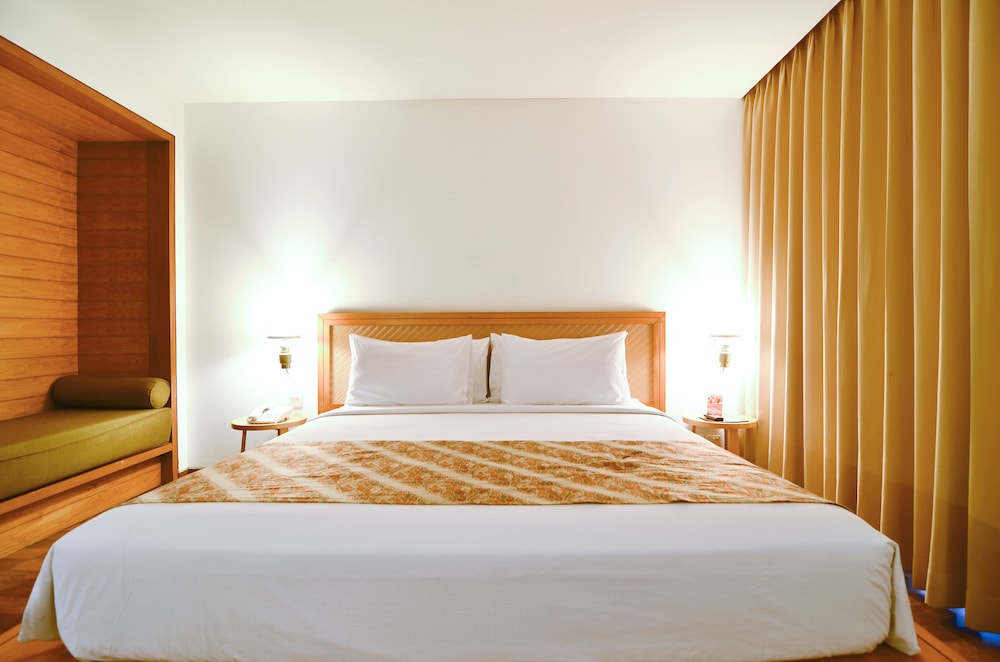 غرفة تنفيذية بسرير كوين، GUMILANG REGENCY HOTEL EX-GUMILANG SARI HOTEL(KT) 3/5
