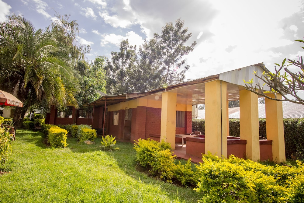 Engo Airport Resort Kitale photo4