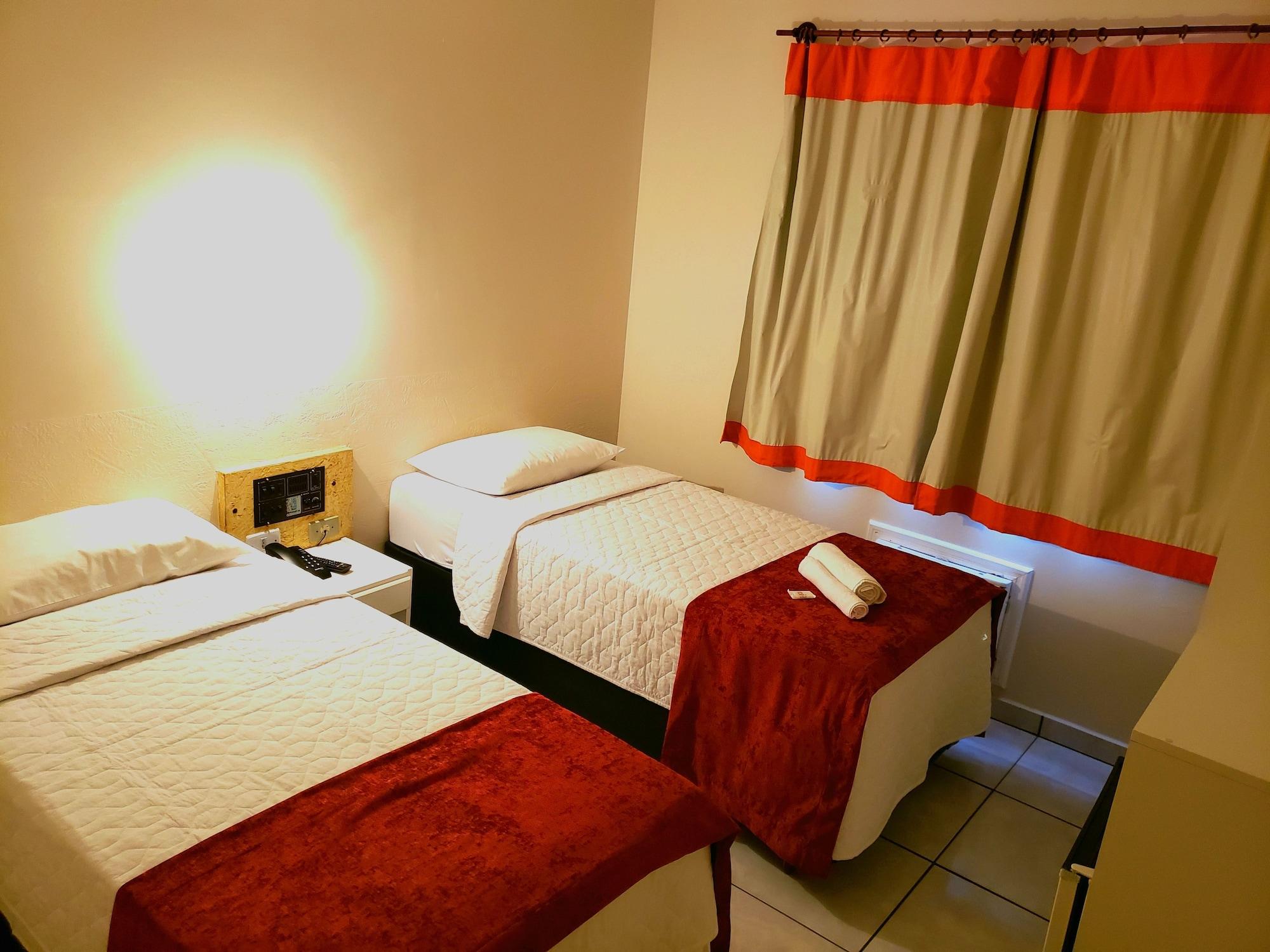 Hotel Gênova 12/51