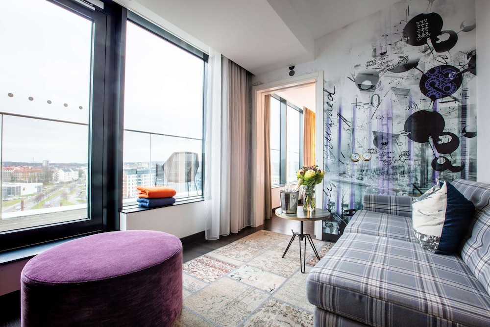 Radisson Blu Riverside Hotel 13/80
