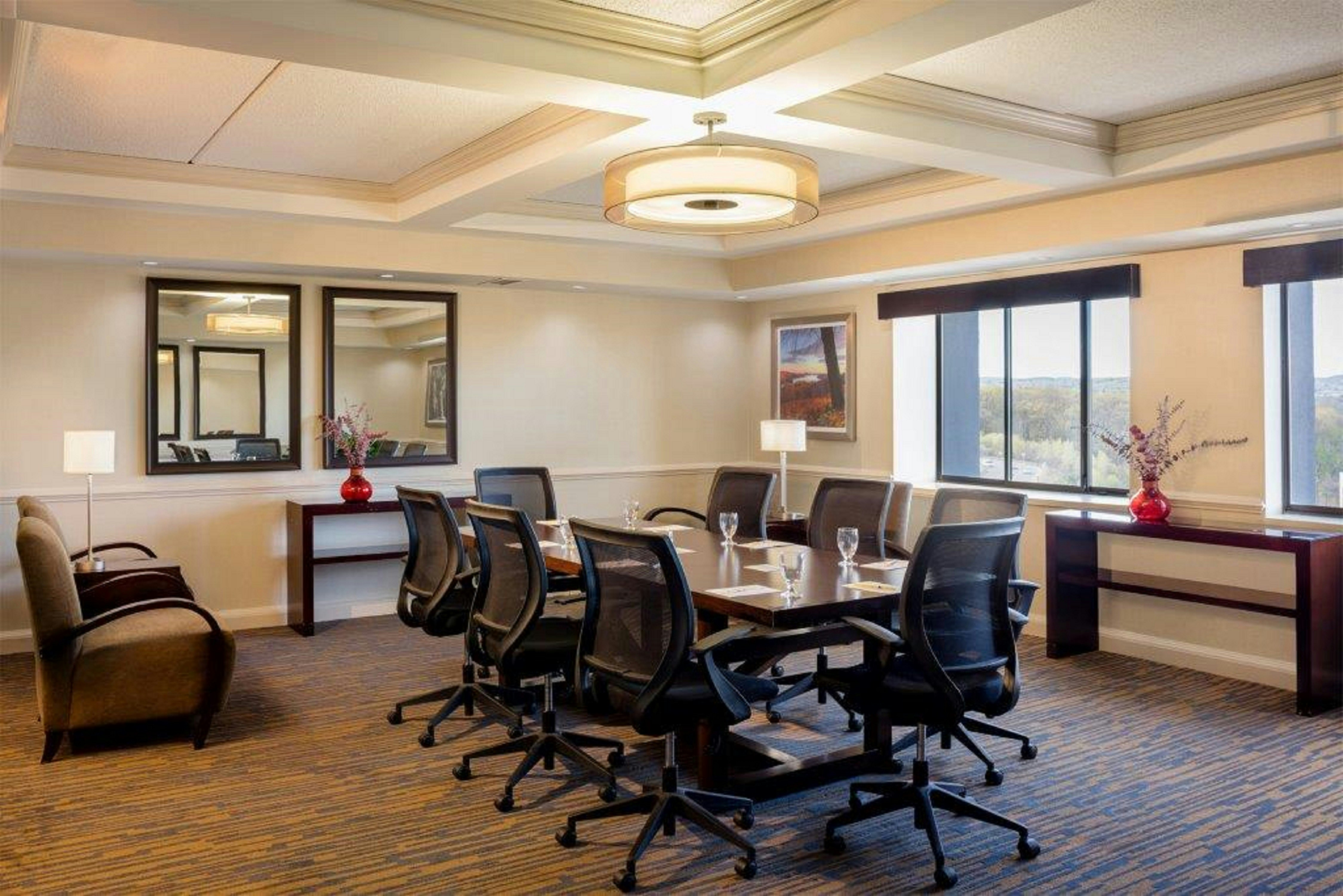 Doubletree By Hilton Hotel Leominster 58/68