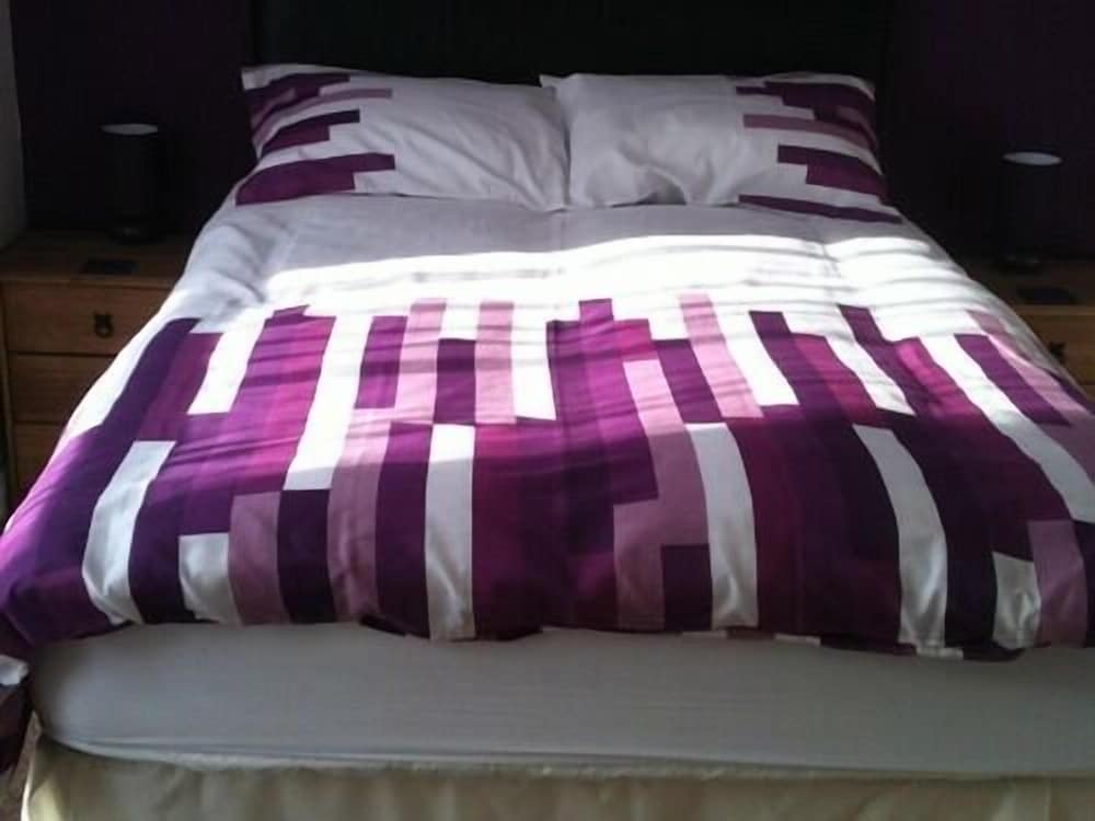 The Grosvenor Guest House 5/20