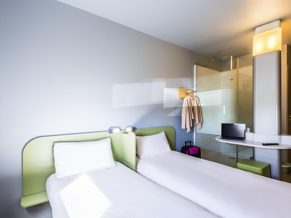 Ibis Budget Romorantin 6/27