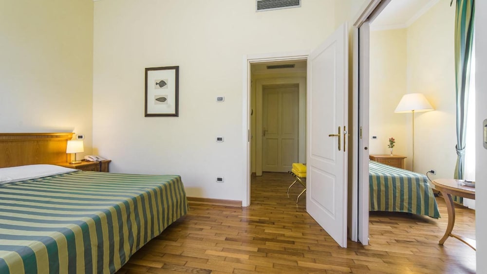 Hotel Ville Bianchi 9/48