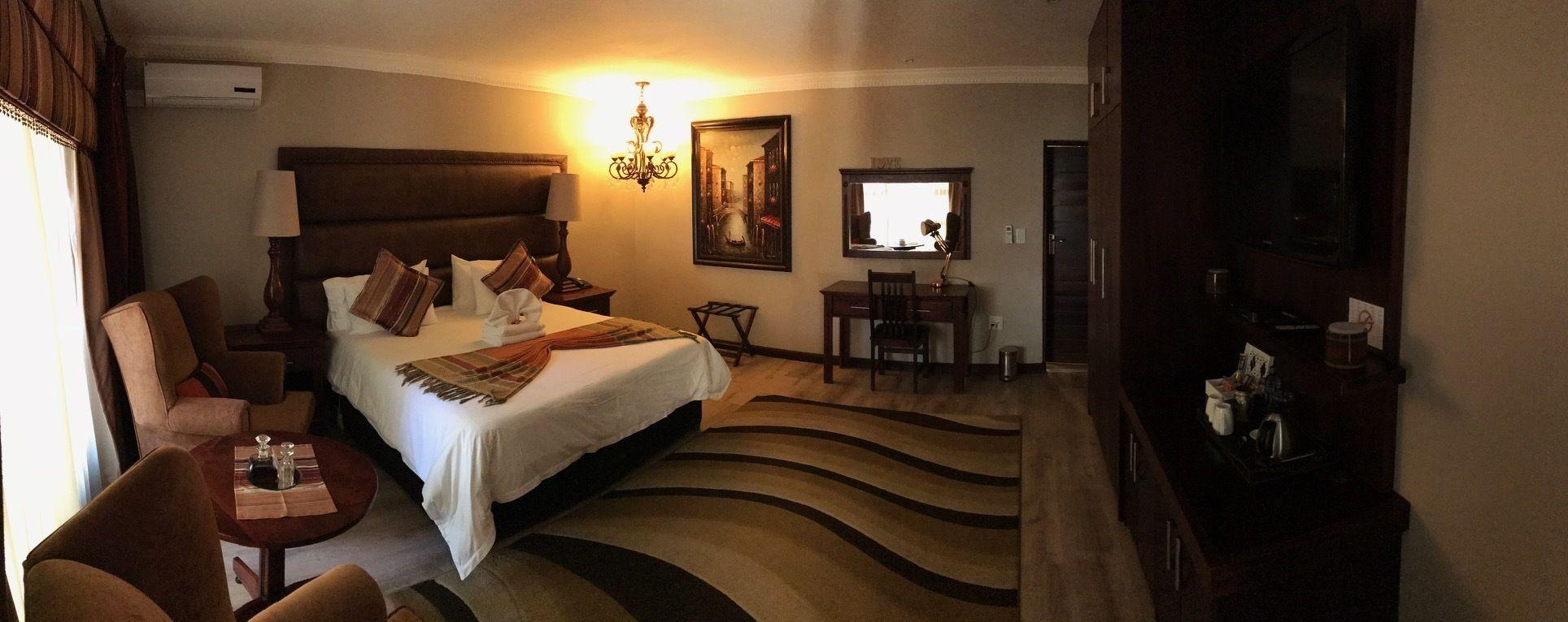 Eagle Rock Executive Guest House 11/35