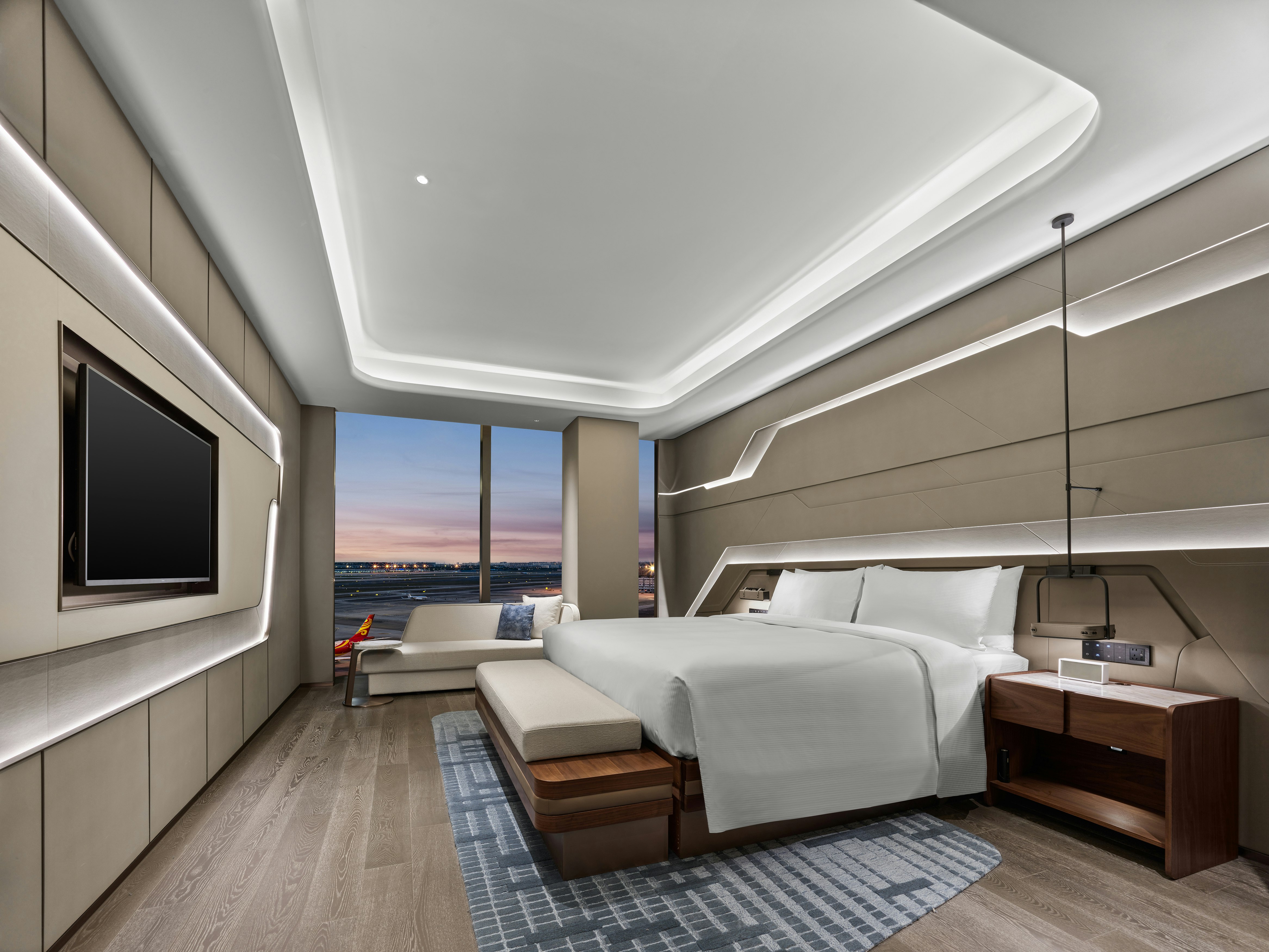 PRESIDENTIAL, SUITE, KING BED