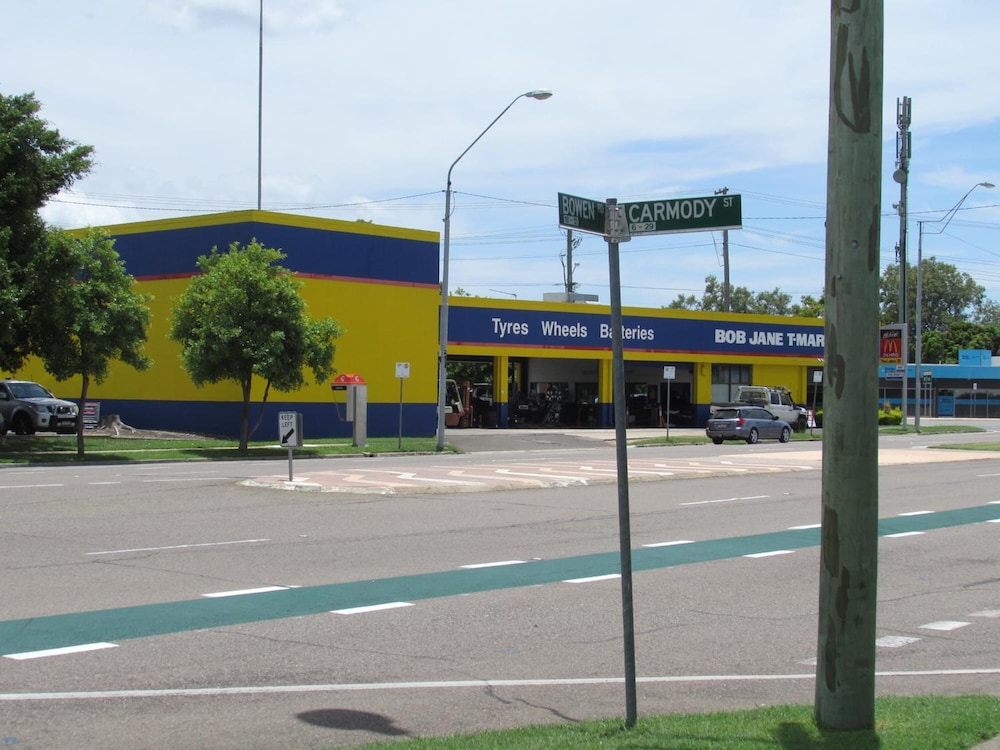 Raintree Motel Townsville 27/37