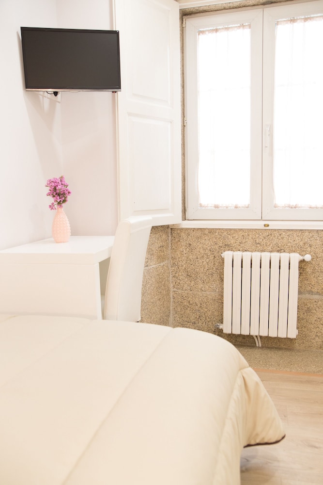 Linares Rooms Santiago 47/66