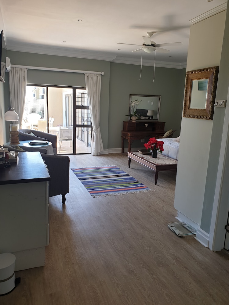 Fairway Guest House 26/50