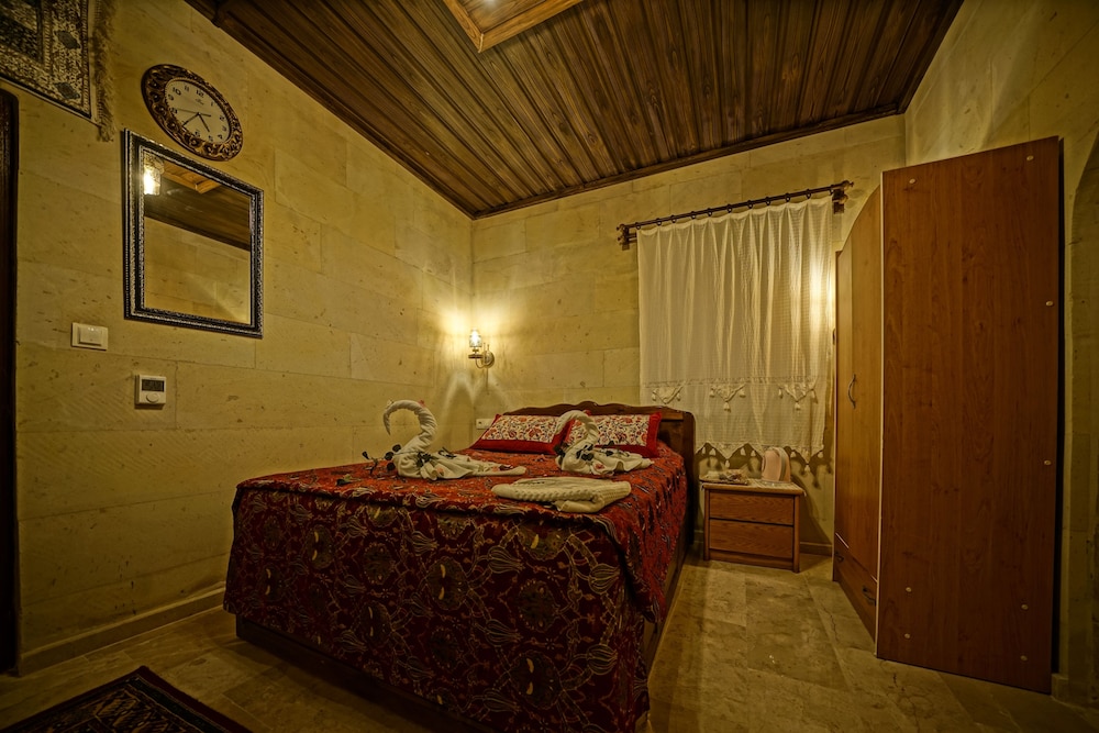 Goreme Valley Cave House 19/50