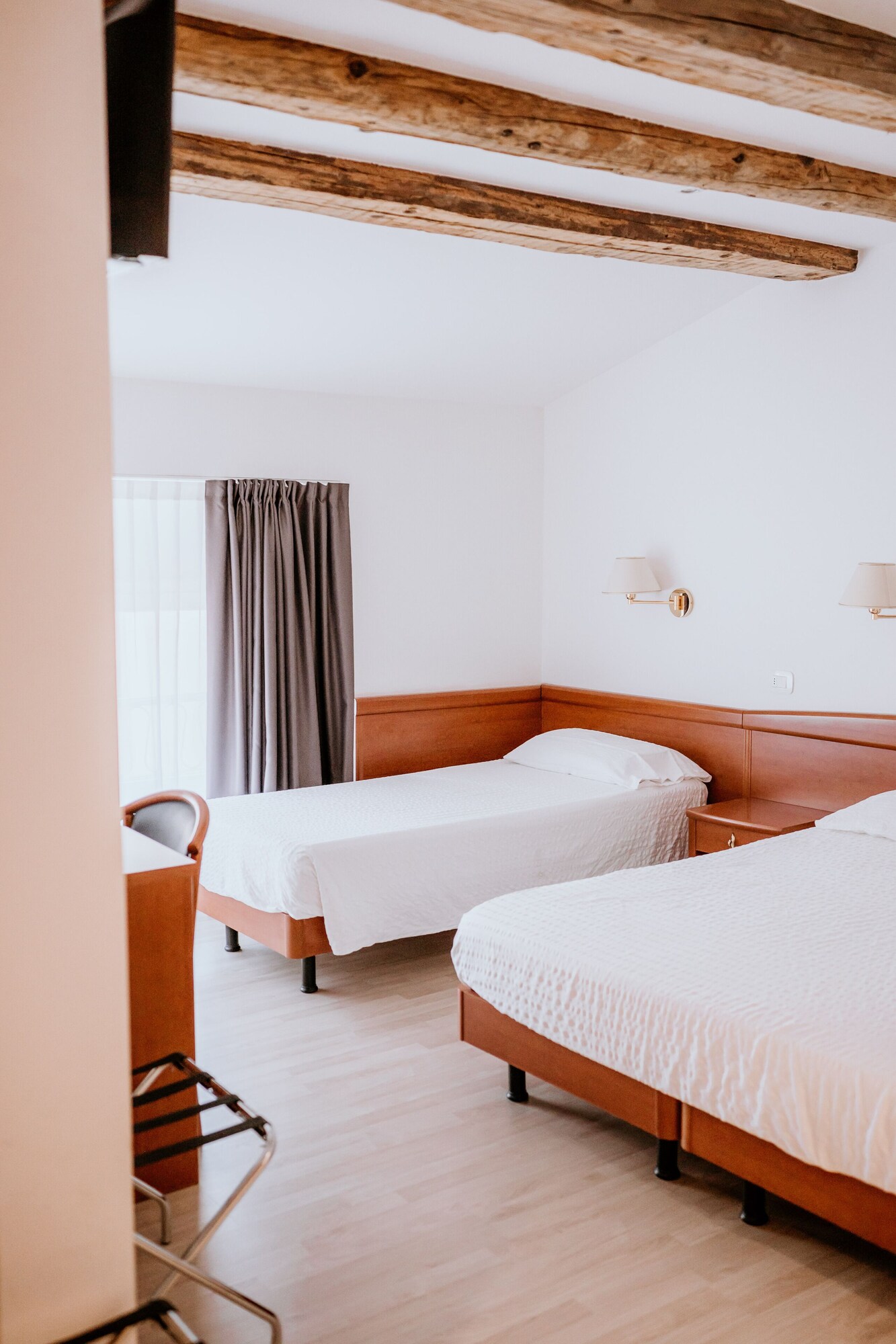 Comfort, Triple, 1 Queen and 1 Single Bed, City View, Hotel Garni Venezia 2/10