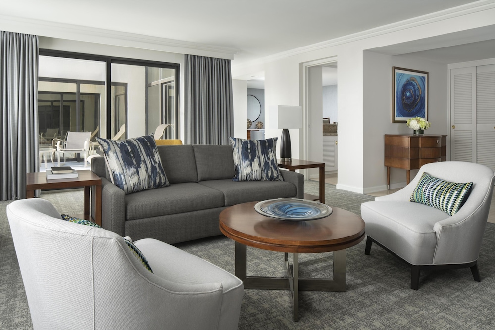 Hyatt Regency Orlando 56/84