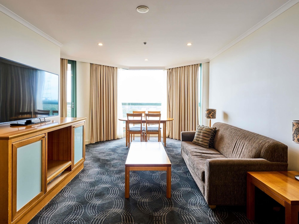 The Sebel Sydney Chatswood 55/73