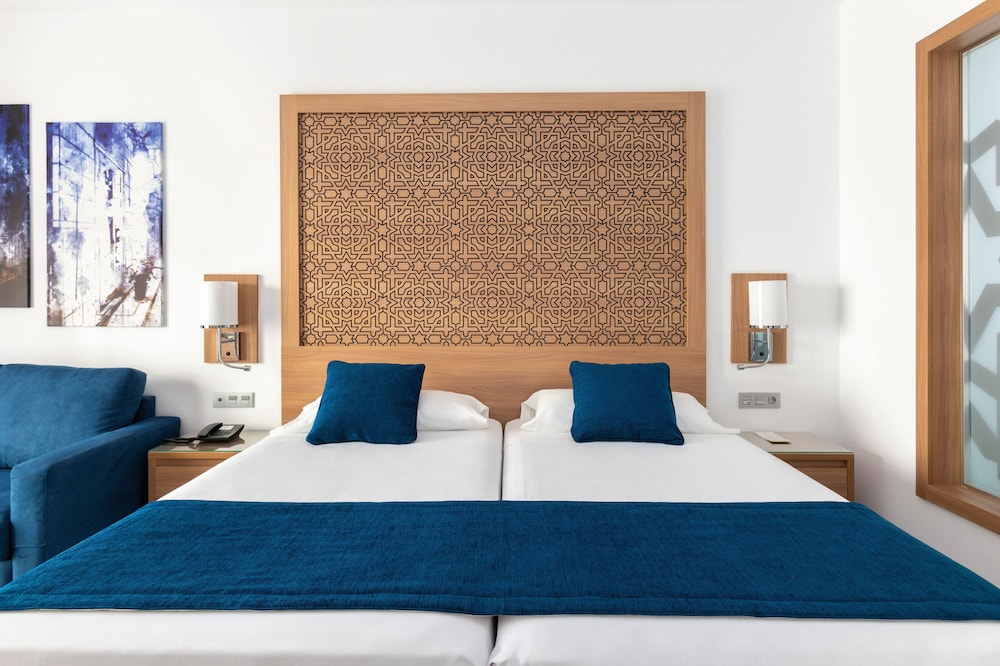 غرفة قياسية بسريرين منفصلين بشرفة، Hotel Riu Palace Boavista 2/2
