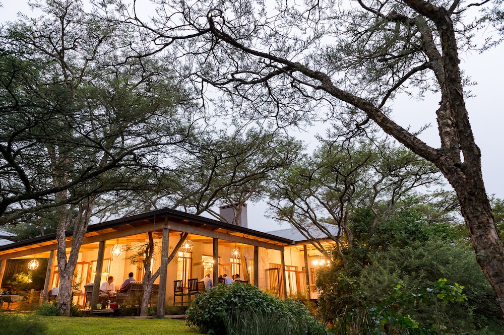 The Hilton Bush Lodge 1/45
