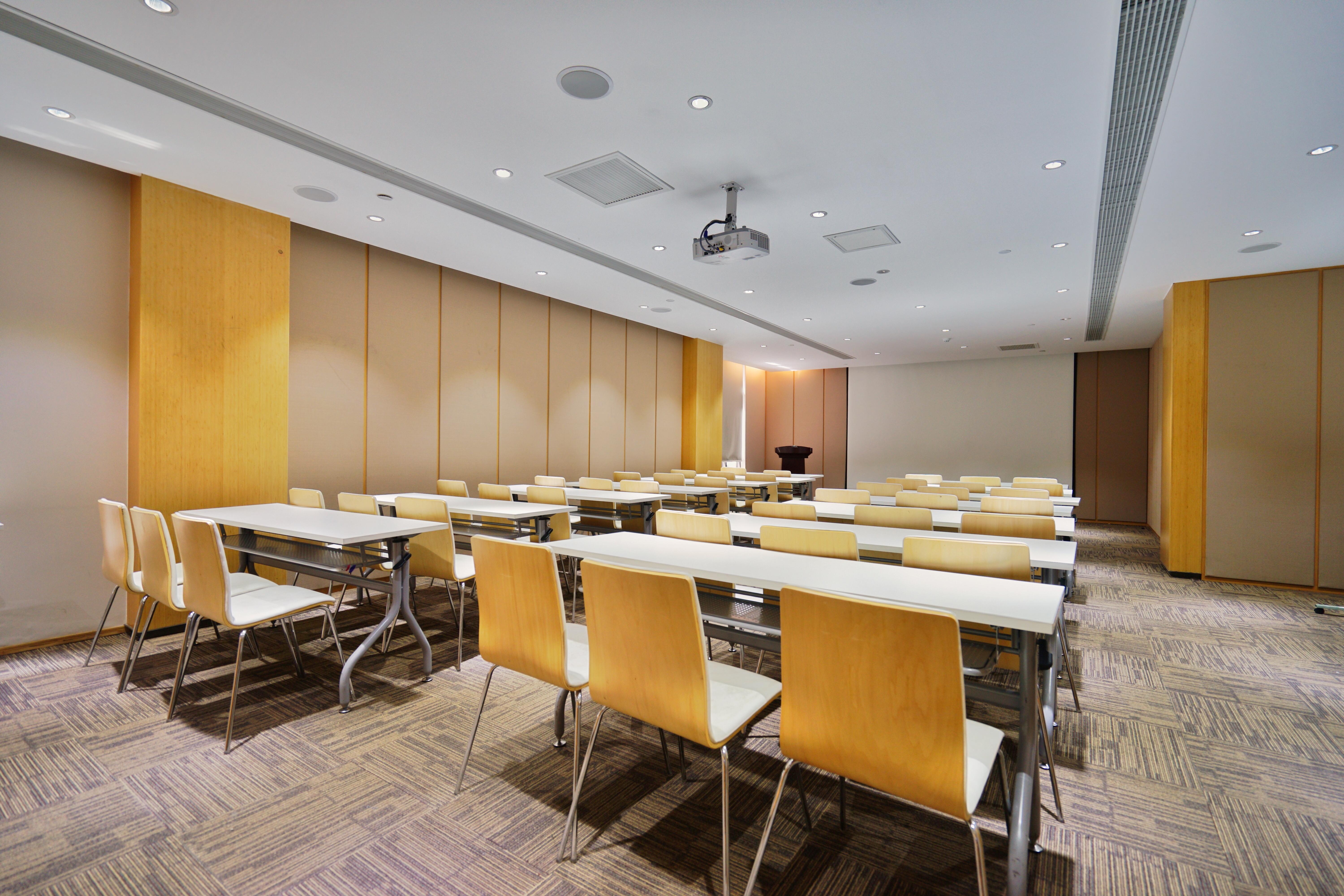 Ji Hotel (Hongqiao Airport Huqingping Road) 20/23