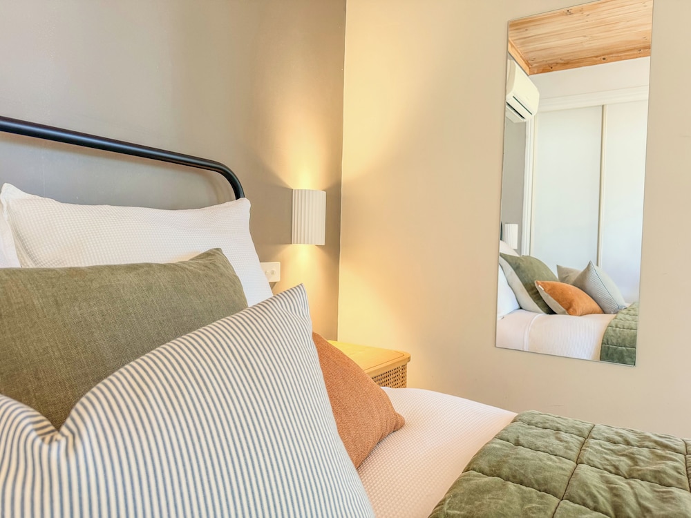 Clonmara Country House Cottages 24/50