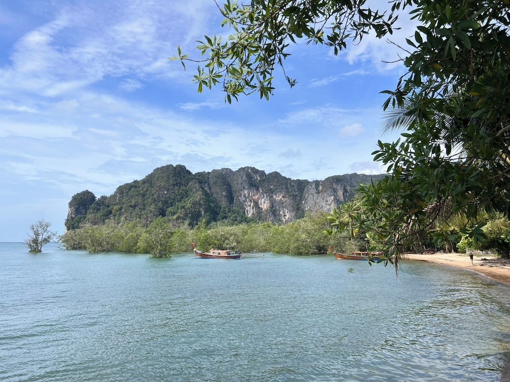 Diamond Beach Resort 31/38