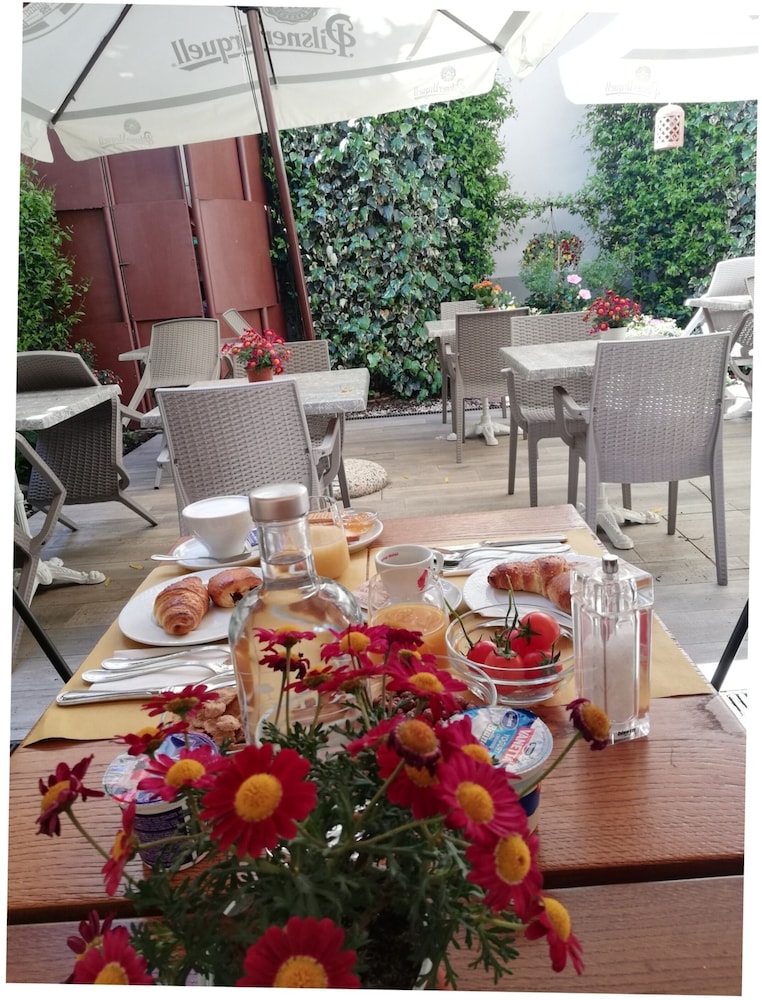 Residenza Hotel Cimabue 59/71