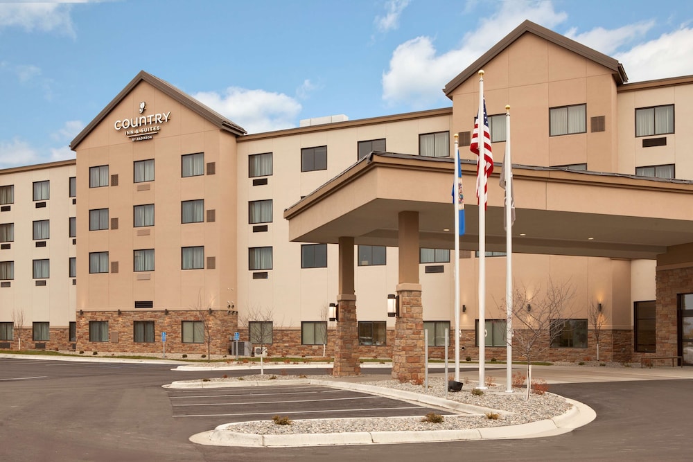 Country Inn and Suites By Radisson Bemidji MN 36/42