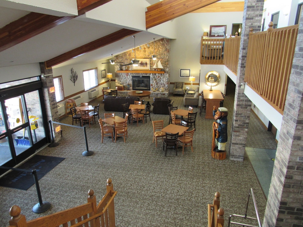 Americinn By Wyndham Menominee 24/40