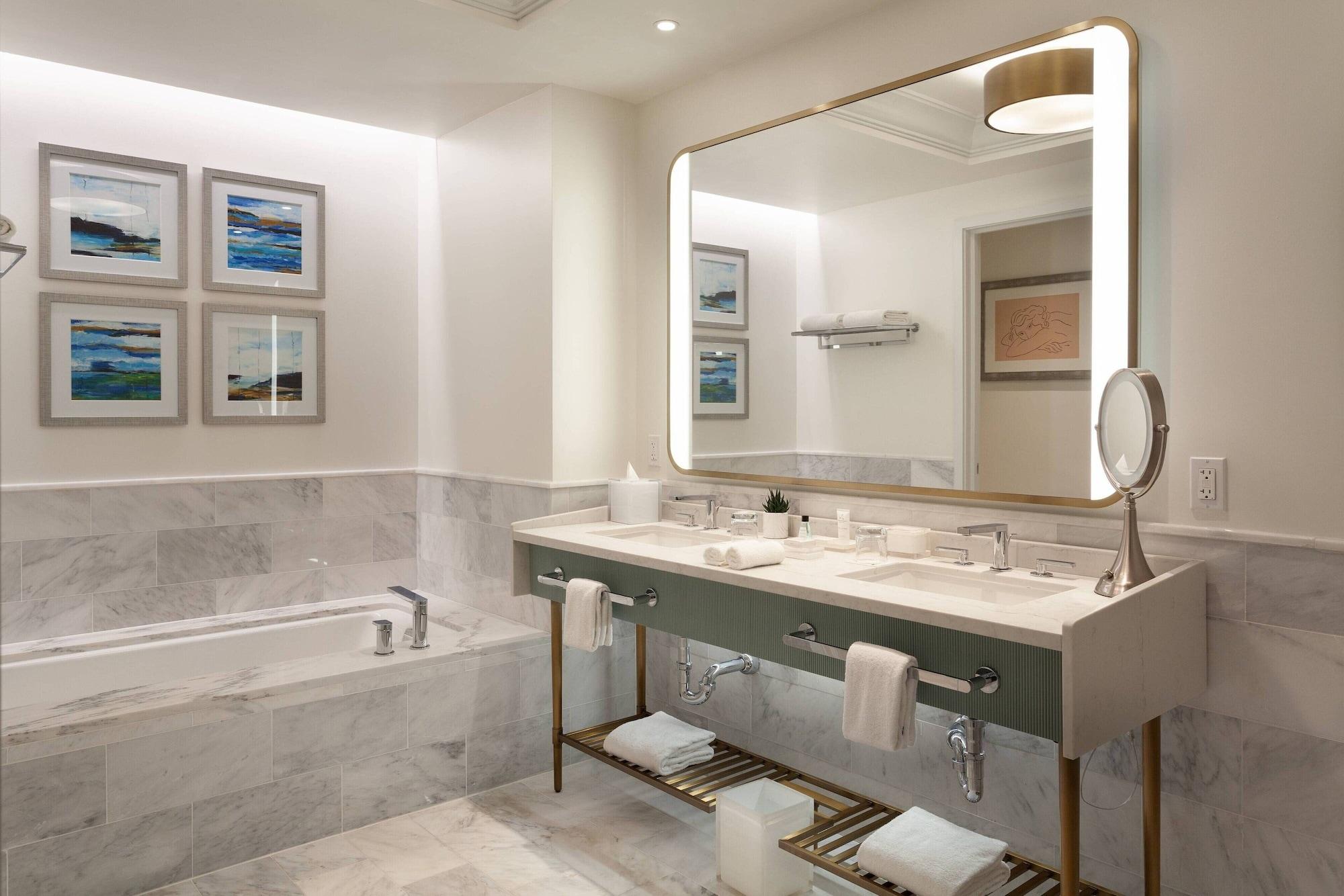 junior suite, multiple beds
