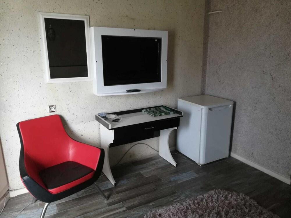 Katan Hotel 8/10