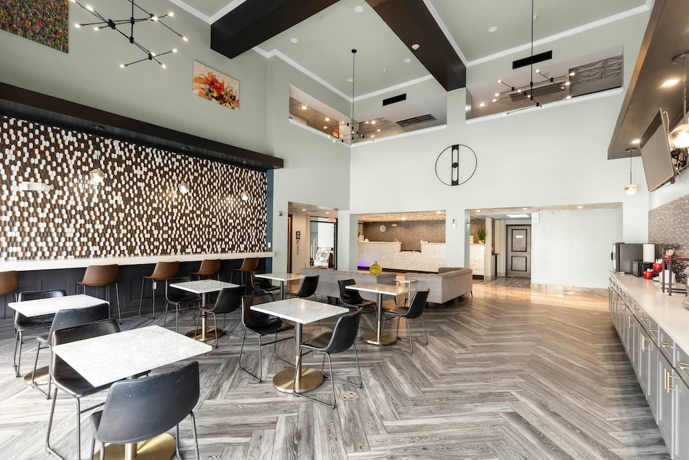 Wingate by Wyndham Humble/Houston Intercontinental Airport 40/56