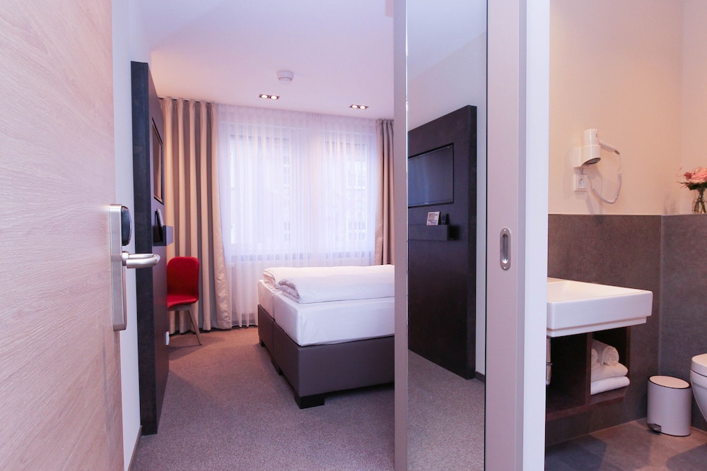 City Hotel Würzburg 48/48