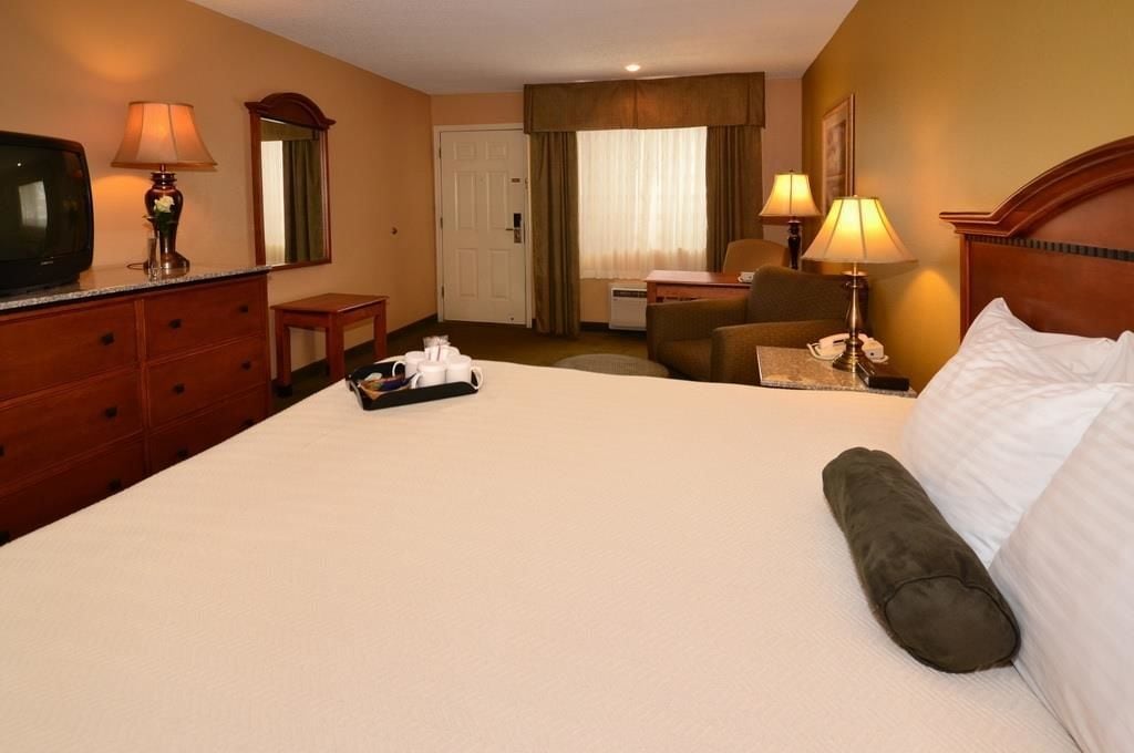 غرفة قياسية بسرير كوين لذوي الإعاقة، Best Western Sunrise Inn 3/3