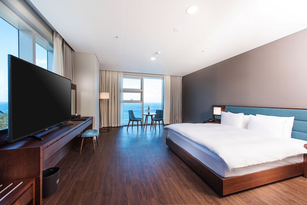 Hotel Tops 10 11/62